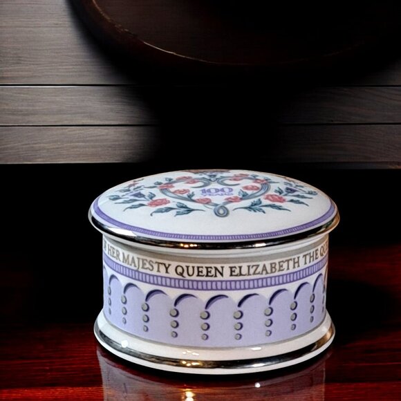 2000 The Royal Collection Queen Mother Centenary 100 Years Trinket Pill Box Case - Picture 10 of 10
